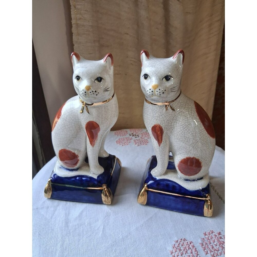 Fitz and Floyd Staffordshire Style Cats